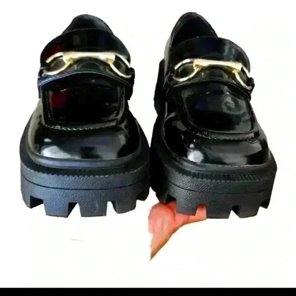 Urban Outfitters Womens Black Boca Patent Leather Lug Chunky Platform  Loafers 8 - Picture 7 of 14